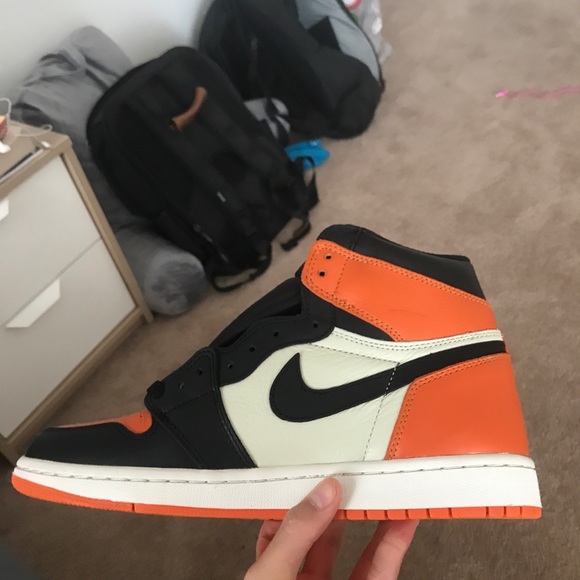 size 9 vnds shattered backboards - Picture 5 of 11